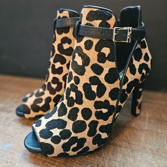 Michael Kors Lawson Leopard Print Calf Hair Open-Toe Ankle Boot - Picture 1 of 3
